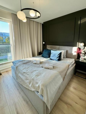 Wings&Dreams Apartments - Atlas Arena, ZOO, lotnisko, parking, winda, balkon